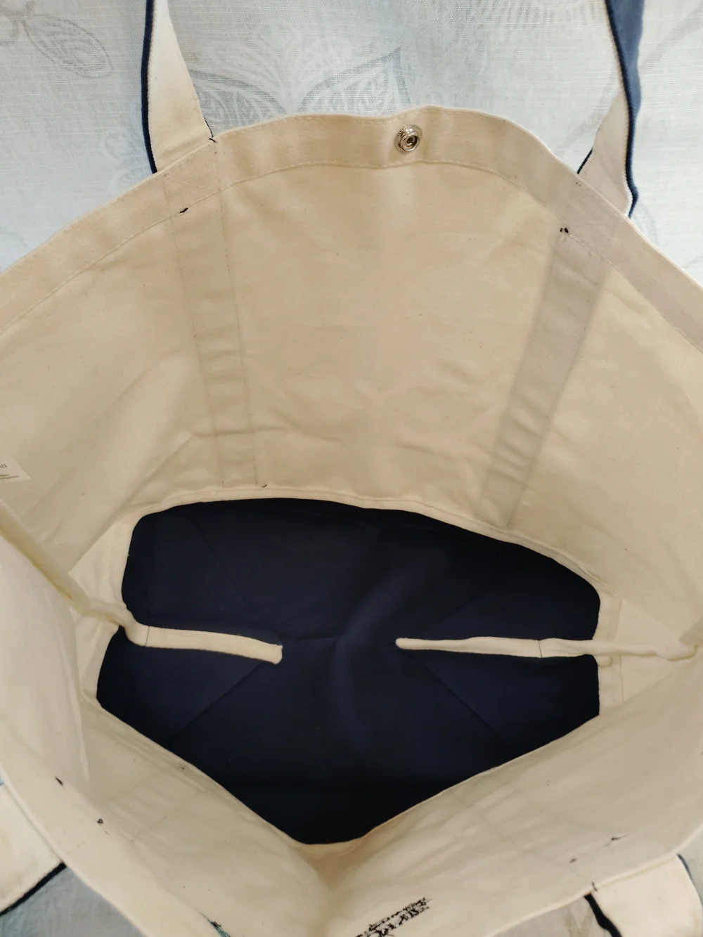 Cruise One Large Canvas Shoulder Tote in Cream and Navy